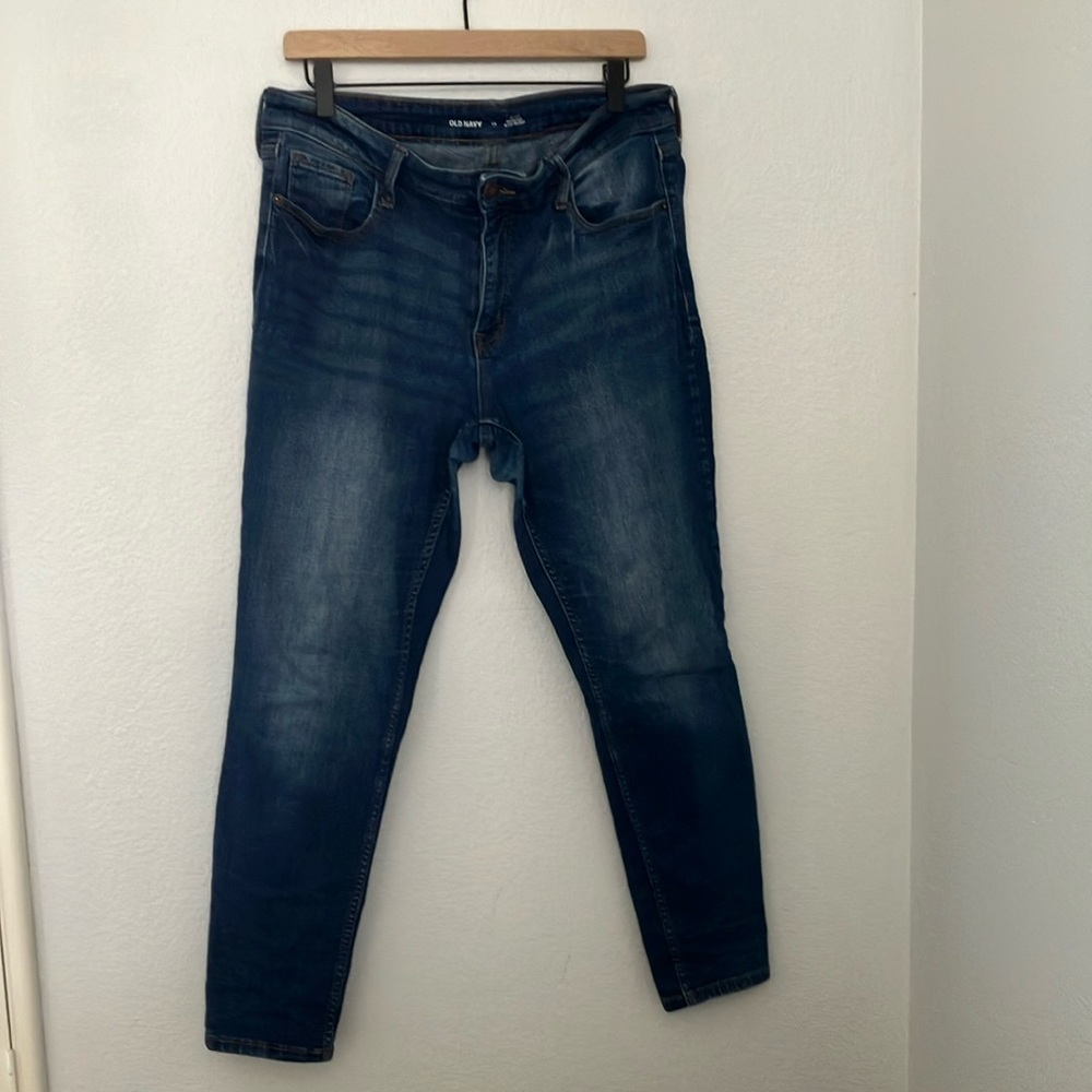 Old Navy Mid Rise Rockstar Super Skinny Dark Blue Denim Pants Size 14